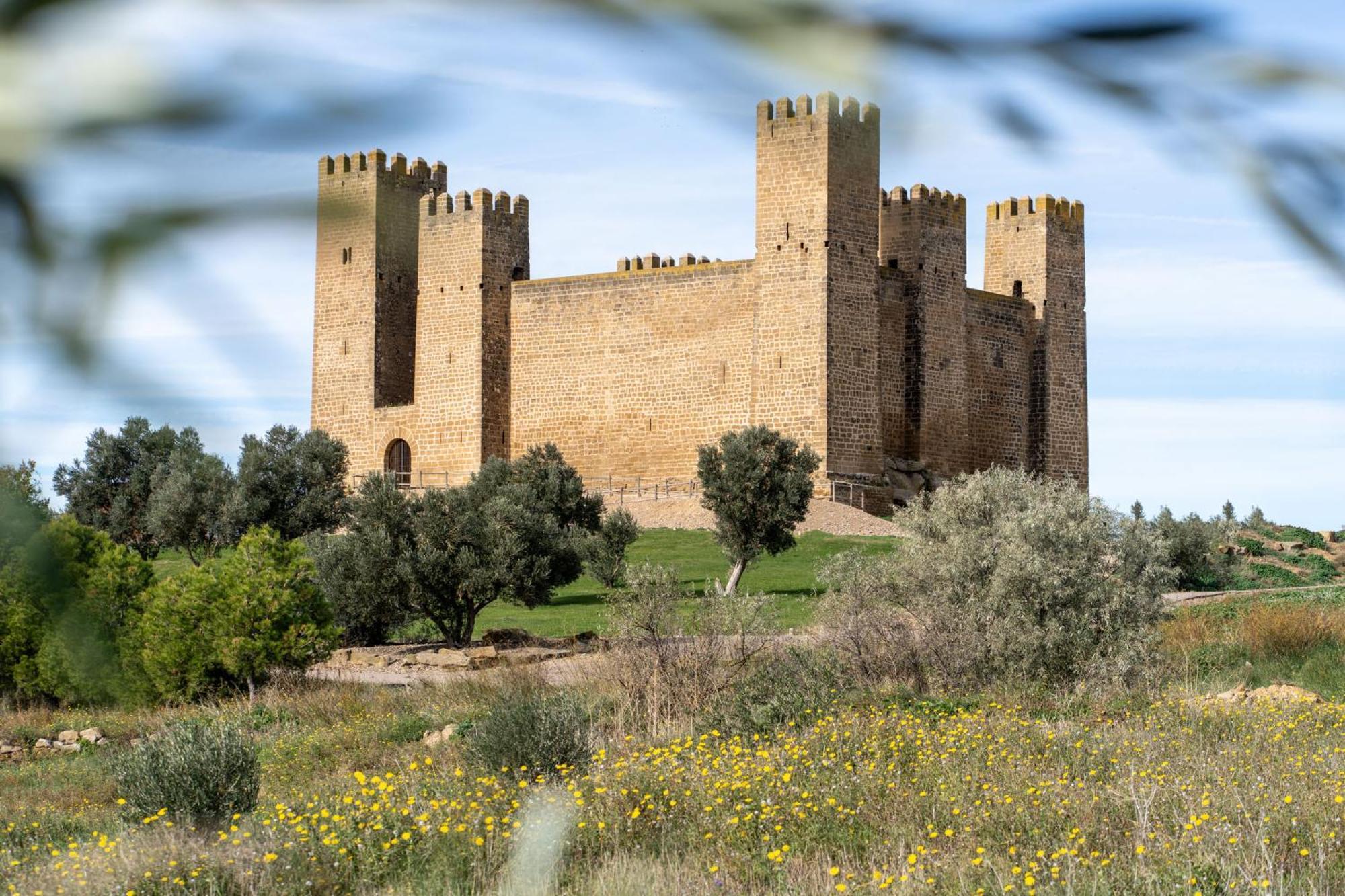 Parador de Sos del Rey Católico Exterior foto